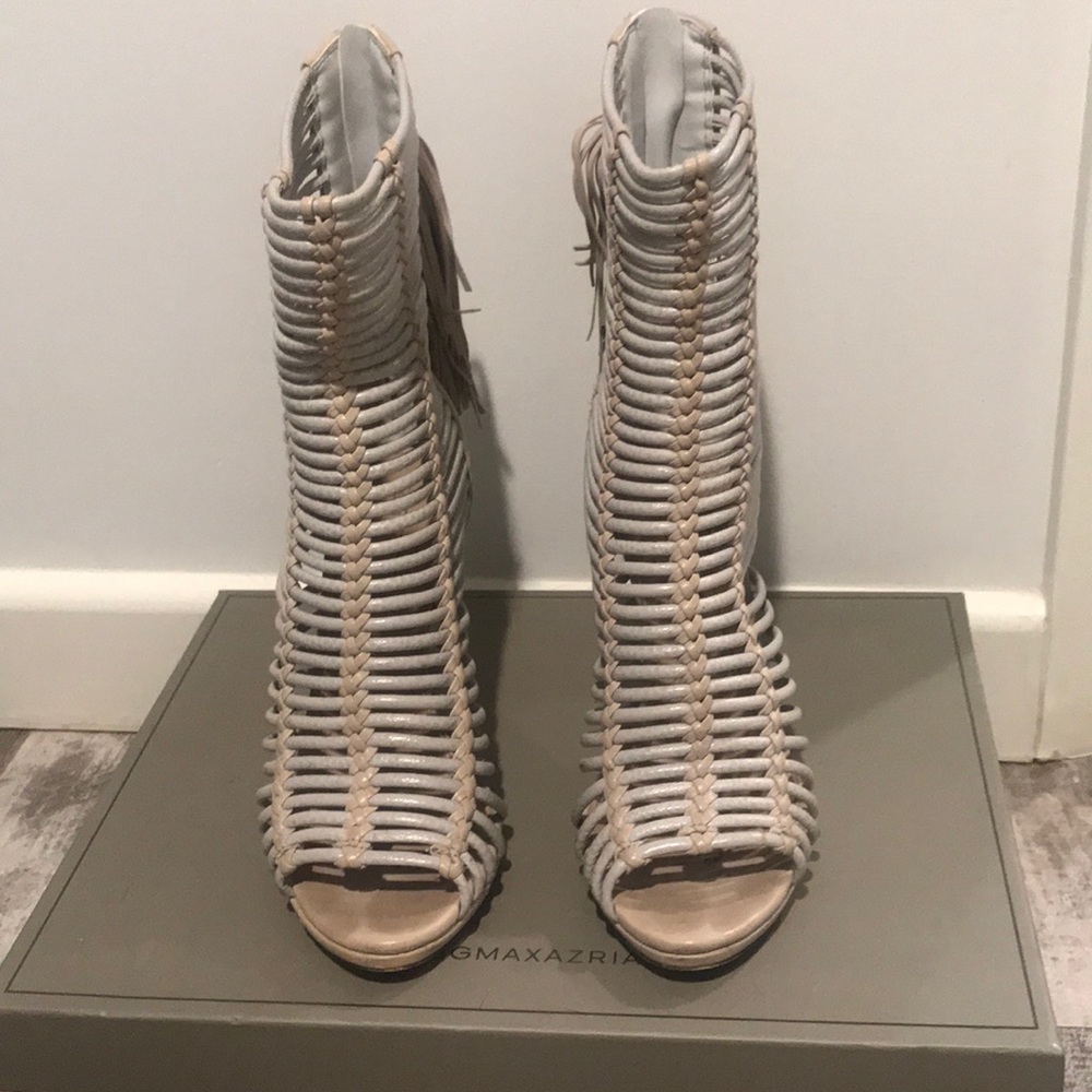 Great color open toe booties